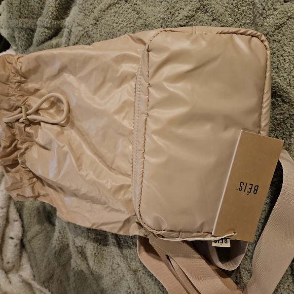 BEIS Handbags - Beis expandable puffer fanny belt bag backpack combo NWT